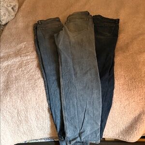 3️⃣ Pairs Of Boys Jeans